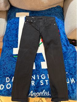 Black Levi’s jeans used  size W30 L30