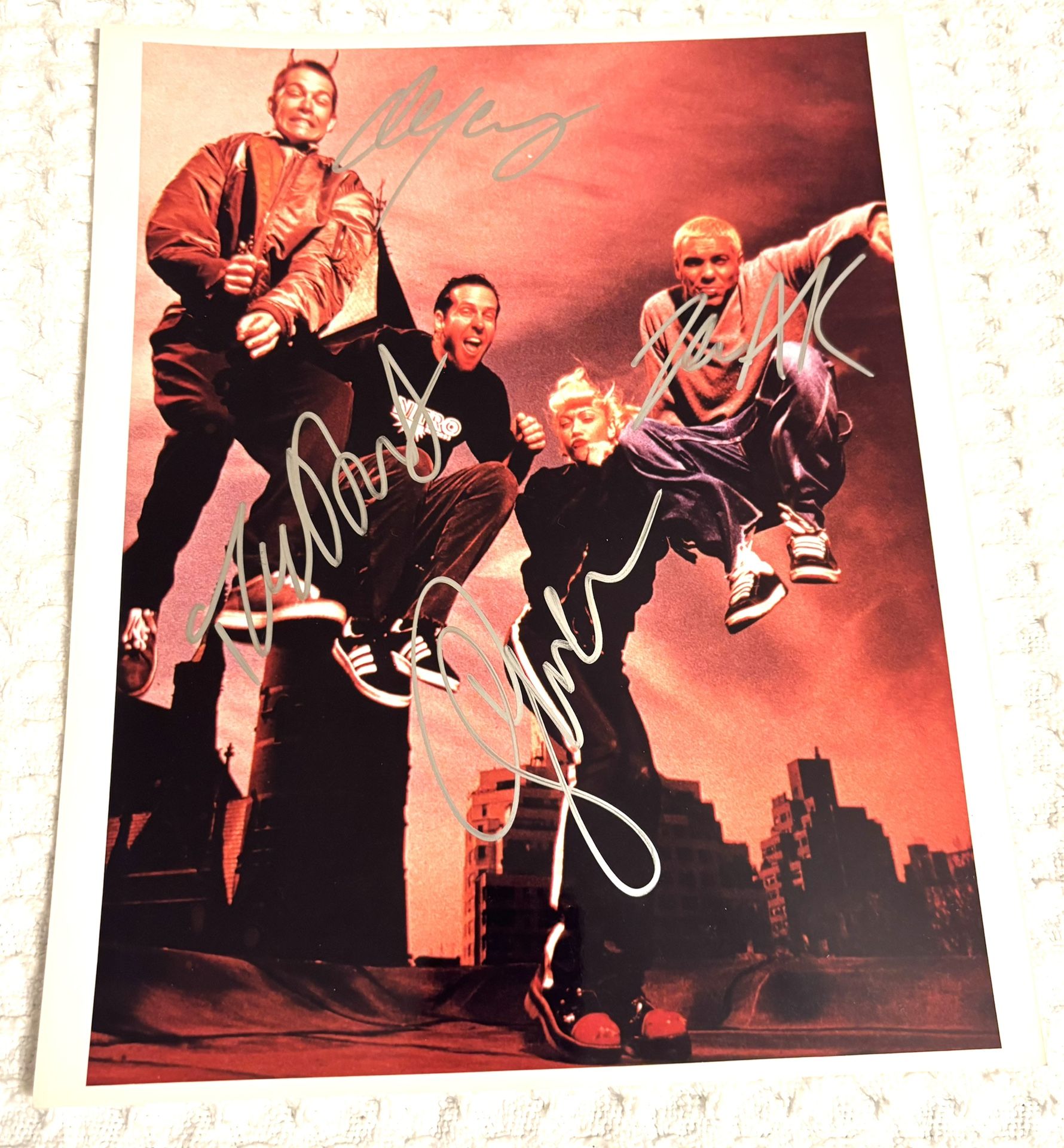 No Doubt band member Signed 8x10