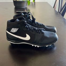 Jordan 1 Retro Football Cleats