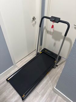 Foldable Walking/Running Pad w/slight incline