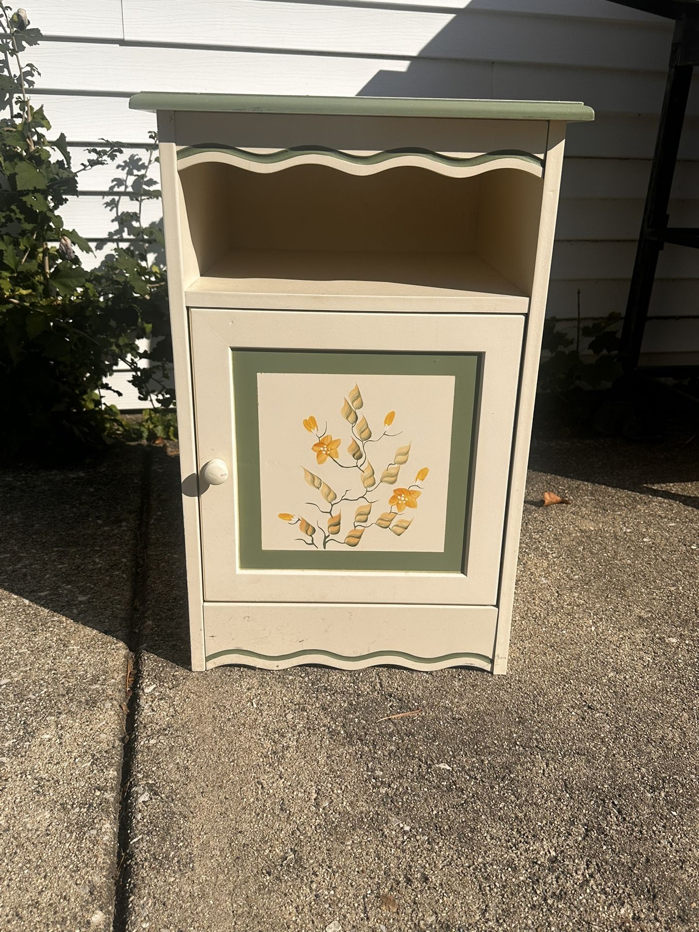 Floral Nightstand With Door
