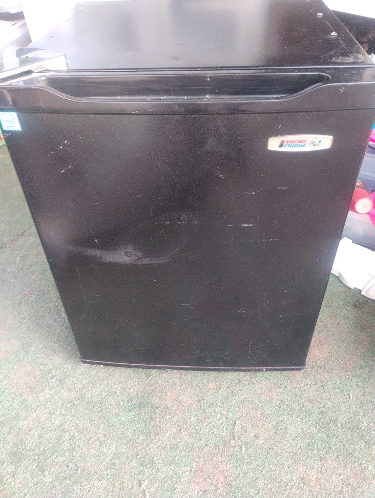 Micro Fridge