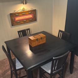 Butterfly leaf table Black Color extends And Retracts 