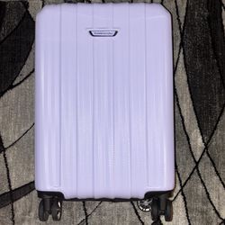 New Travelers Choice Suitcase