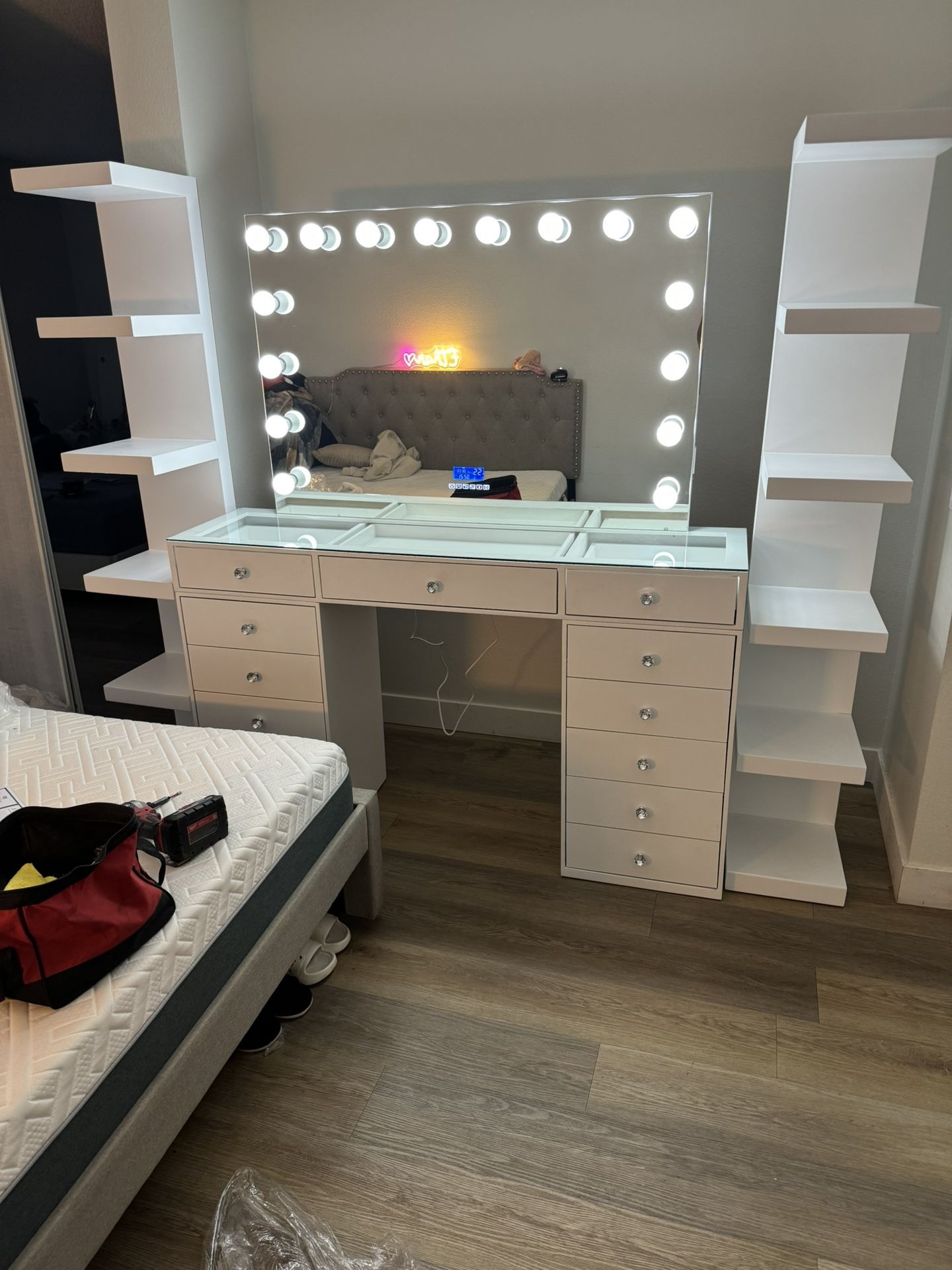 Bluetooth Makeup Vanity And Shelf’s,All Products : American Fashion Style Bags On Sale
