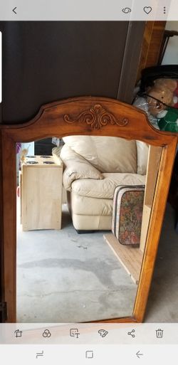 BEAUTIFUL VINTAGE MIRROR WOOD