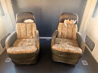 Weekend warrior trailer swivel chairs