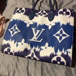 Louis Vuitton Handbag 