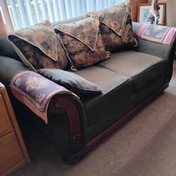 Vendo 2 Sofas Muy Buenas Condiciones.