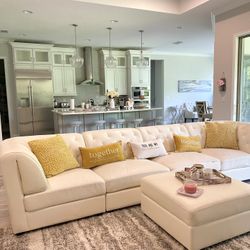 5 Piece Sectional And Ottoman 