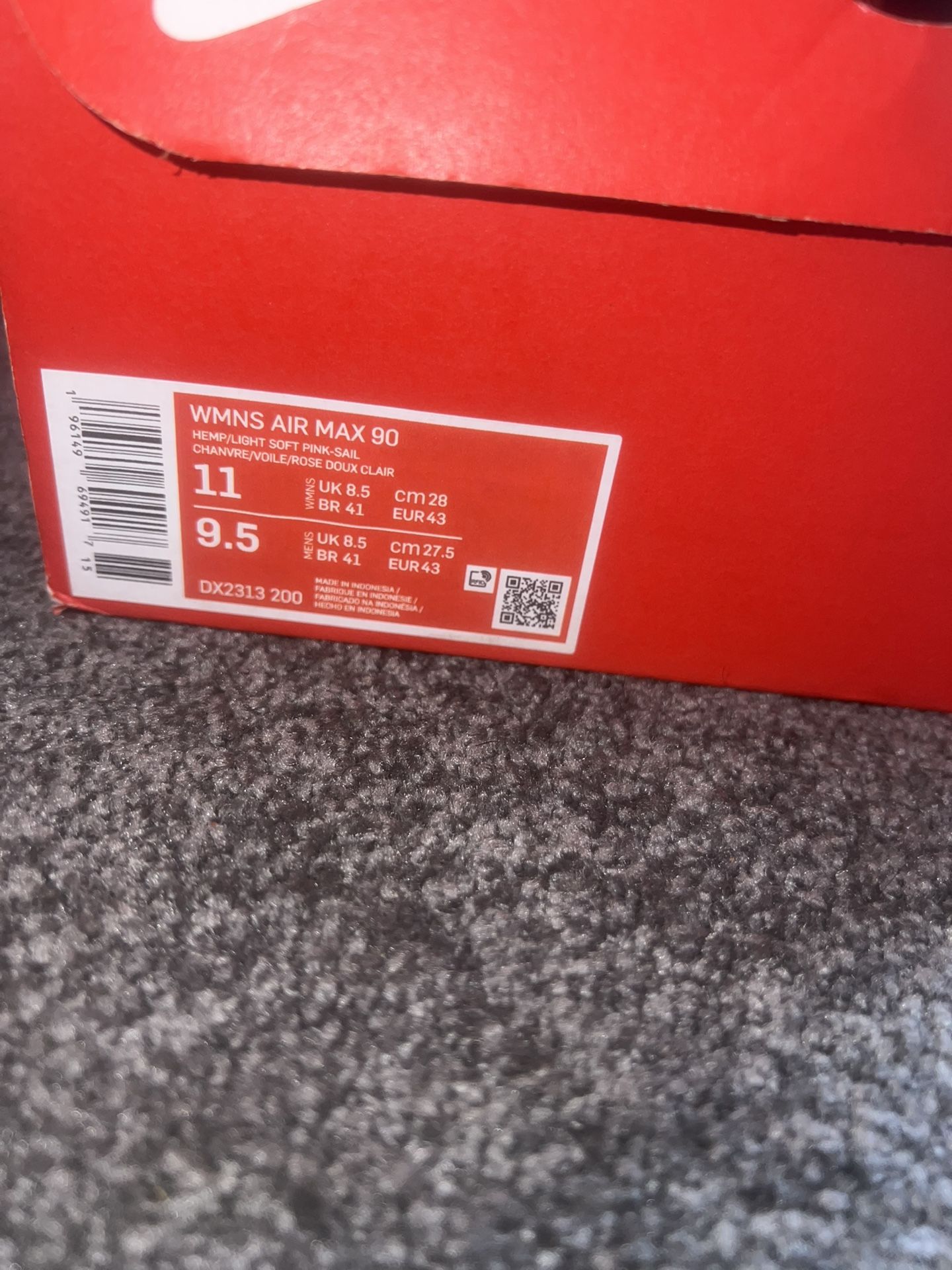 nike high top size 9,5