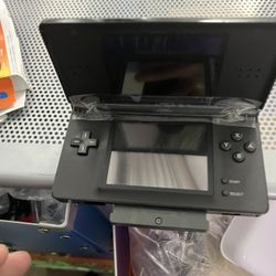 Nintendo DS Lite With Charger