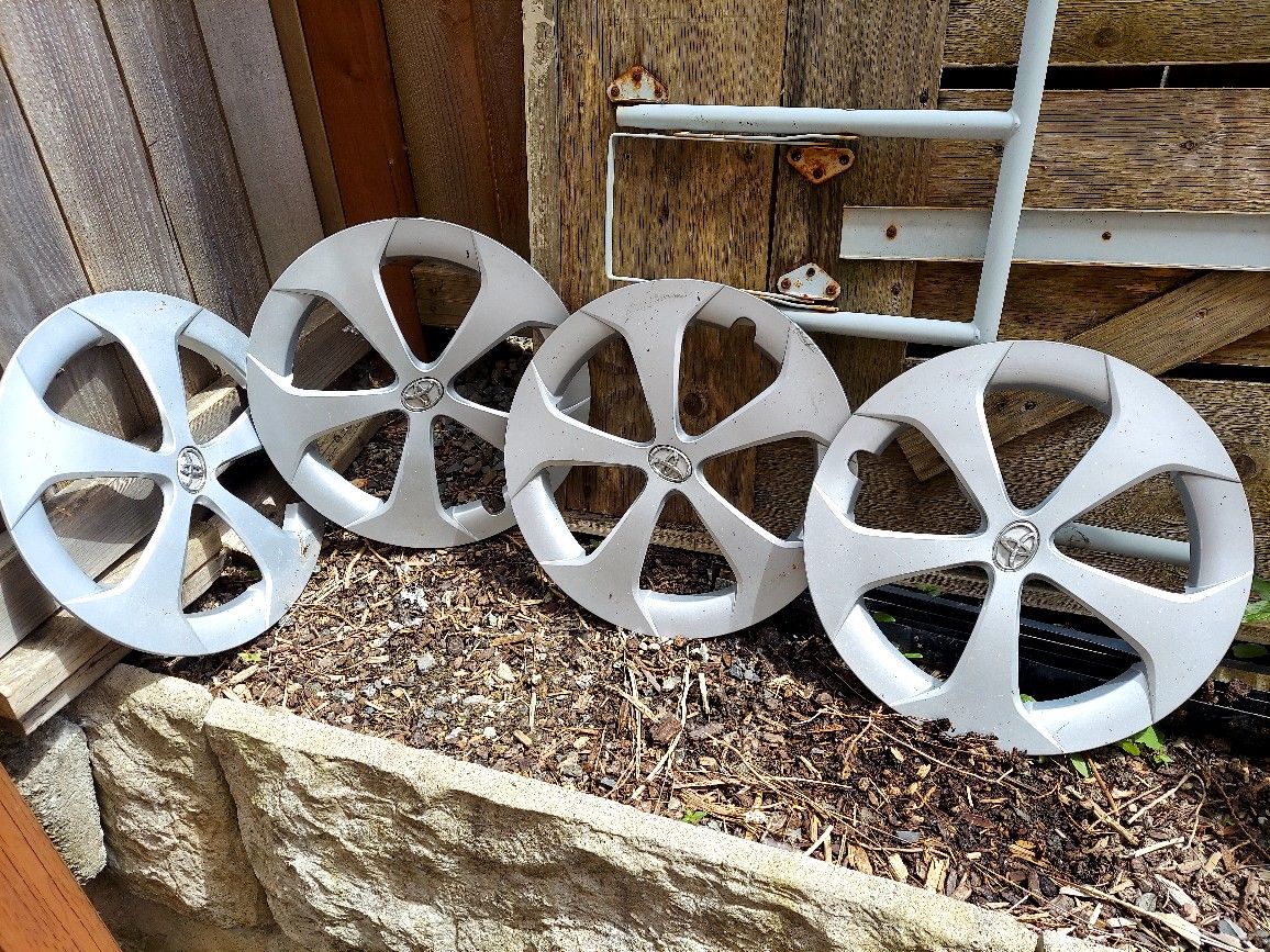 Prius End Cups 2015