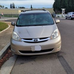 2009 Toyota Sienna
