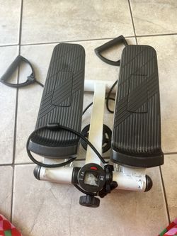Exercise Stepper Small Pedal Machine With Handle