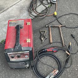 Lincoln Electric 140HD Weld- Pak welder with extra staff