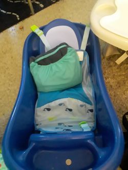 Baby Bathtub and portable bathtub and towl