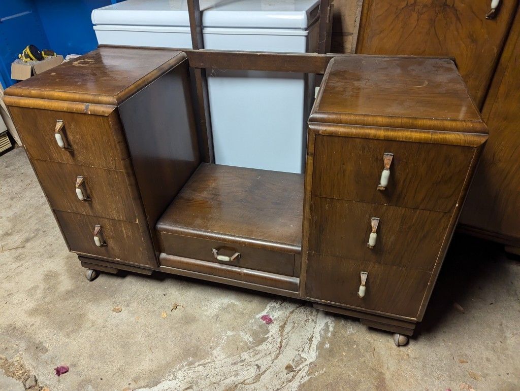 Burl Vintage 3 Mirror Dressing Table, Open To Offers