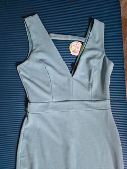 Beautiful windsor baby blue dress wow wow wow all eyes in you