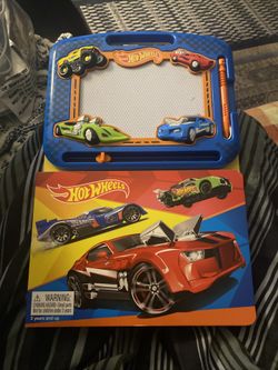 Hot Wheels Storybook & Magnetic Drawing Kit
