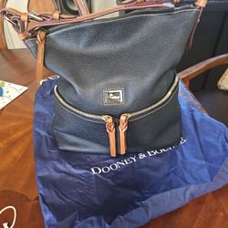 Pebble Grain Leather Black 