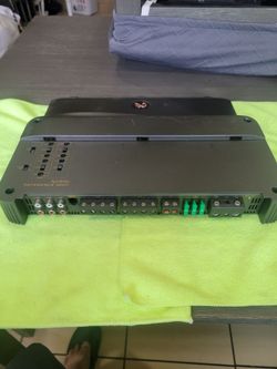 UN AMPLIFIER INFINITY