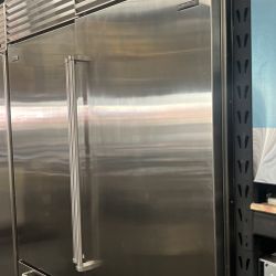 Subzero Stainless Steel Built In Bottom Freezer Refrigerator 60” Set 