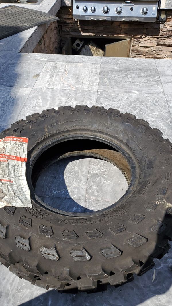 Bridgestone Dirt Hooks DH07 atv tire AT21x710 for Sale in Perris, CA