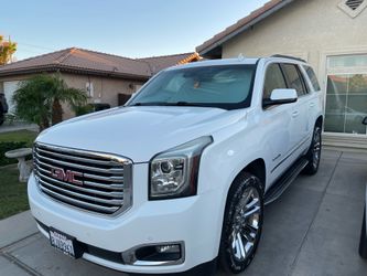 2018 GMC Yukon SLT w/Premium Edition