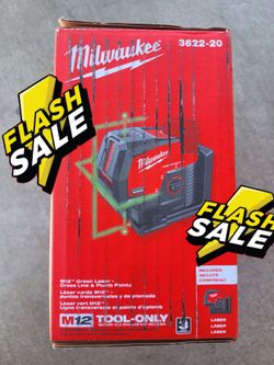 Milwaukee M12 green laser, cross line & plumb points...NEW_NUEVO $325 PRECIO FIJO_FIRM PRICE