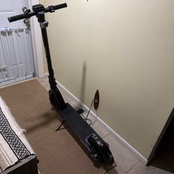 GoTrax Tour XP Scooter