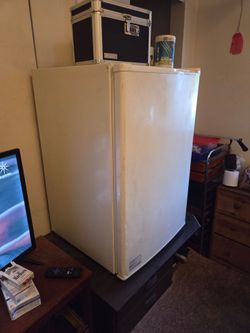Mini Fridge