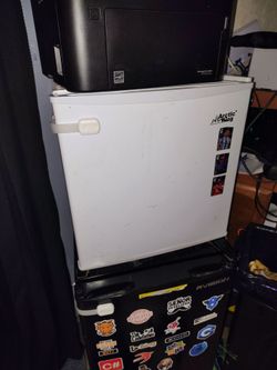 Arctic King Mini Freezer or fridge