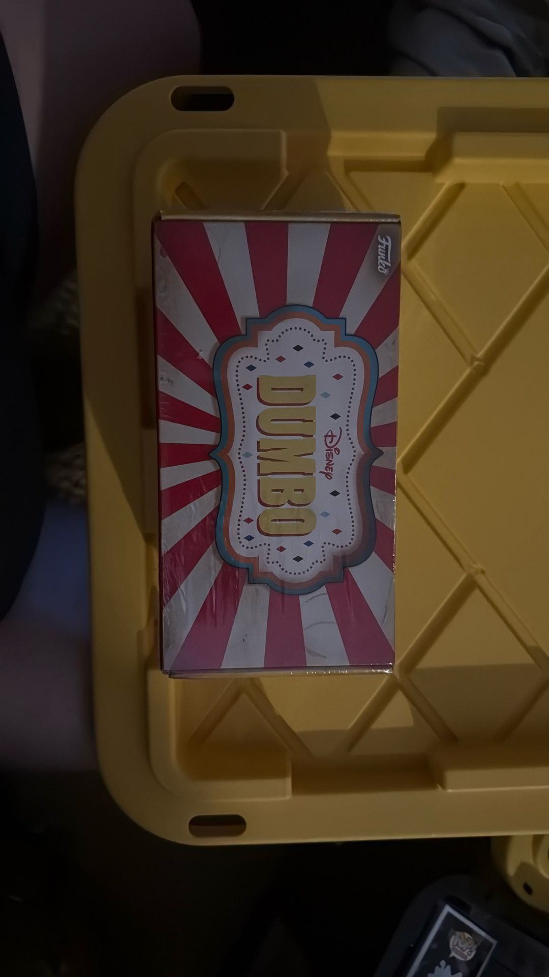 Funko POP Disney Treasures Dumbo Box Hot Topic Exclusive