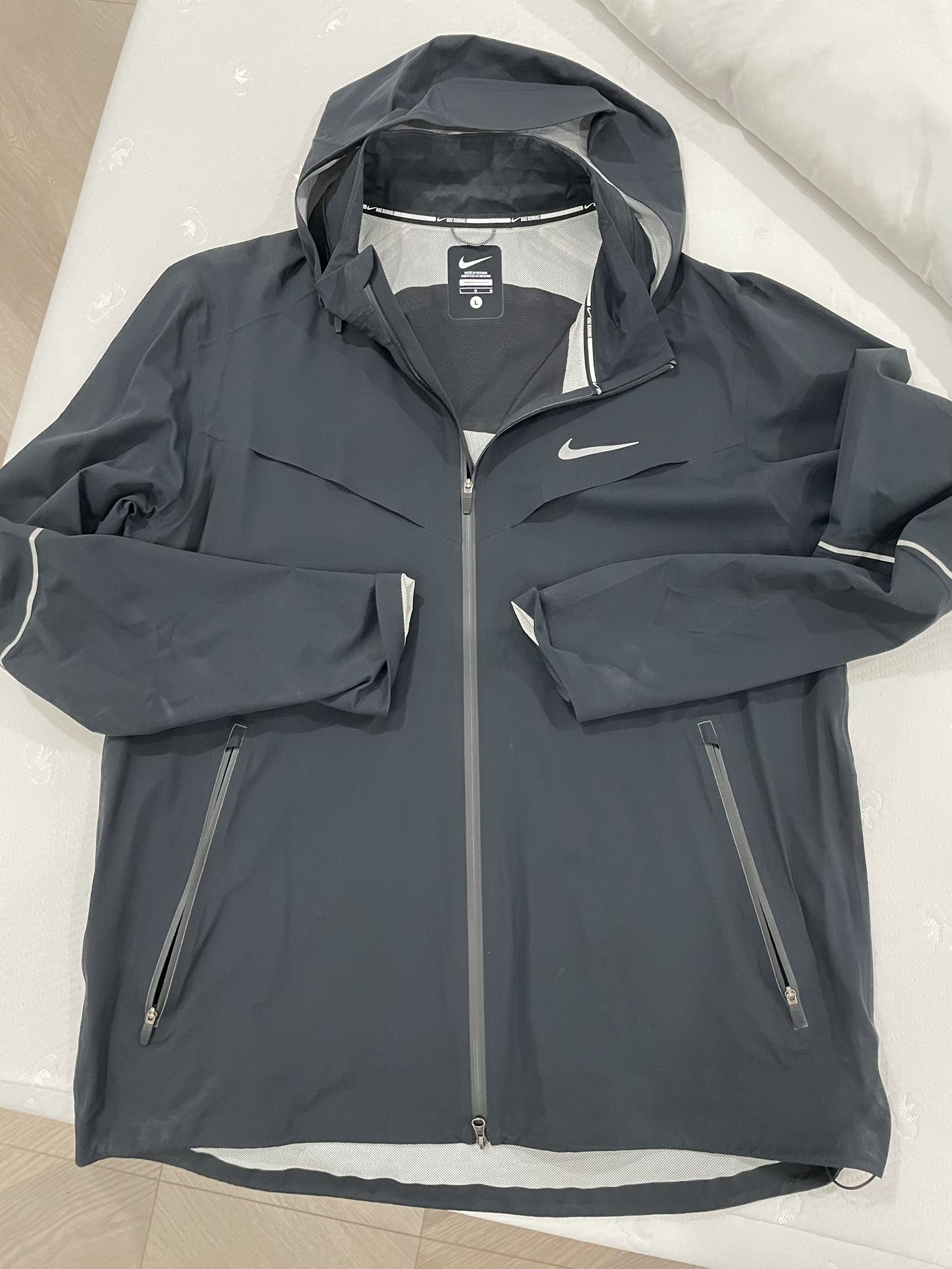 Nike Jacket Size L