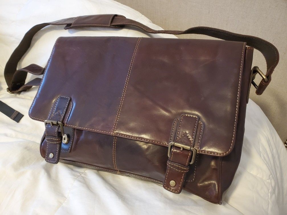 Leather Messenger Bag - Hand Stitched