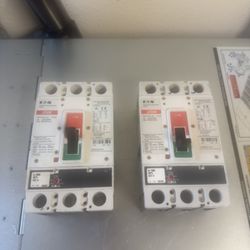 Lot Of 2 Eaton 3 Pole Circuit Breakers Model J250E JGE3250NN @ M7