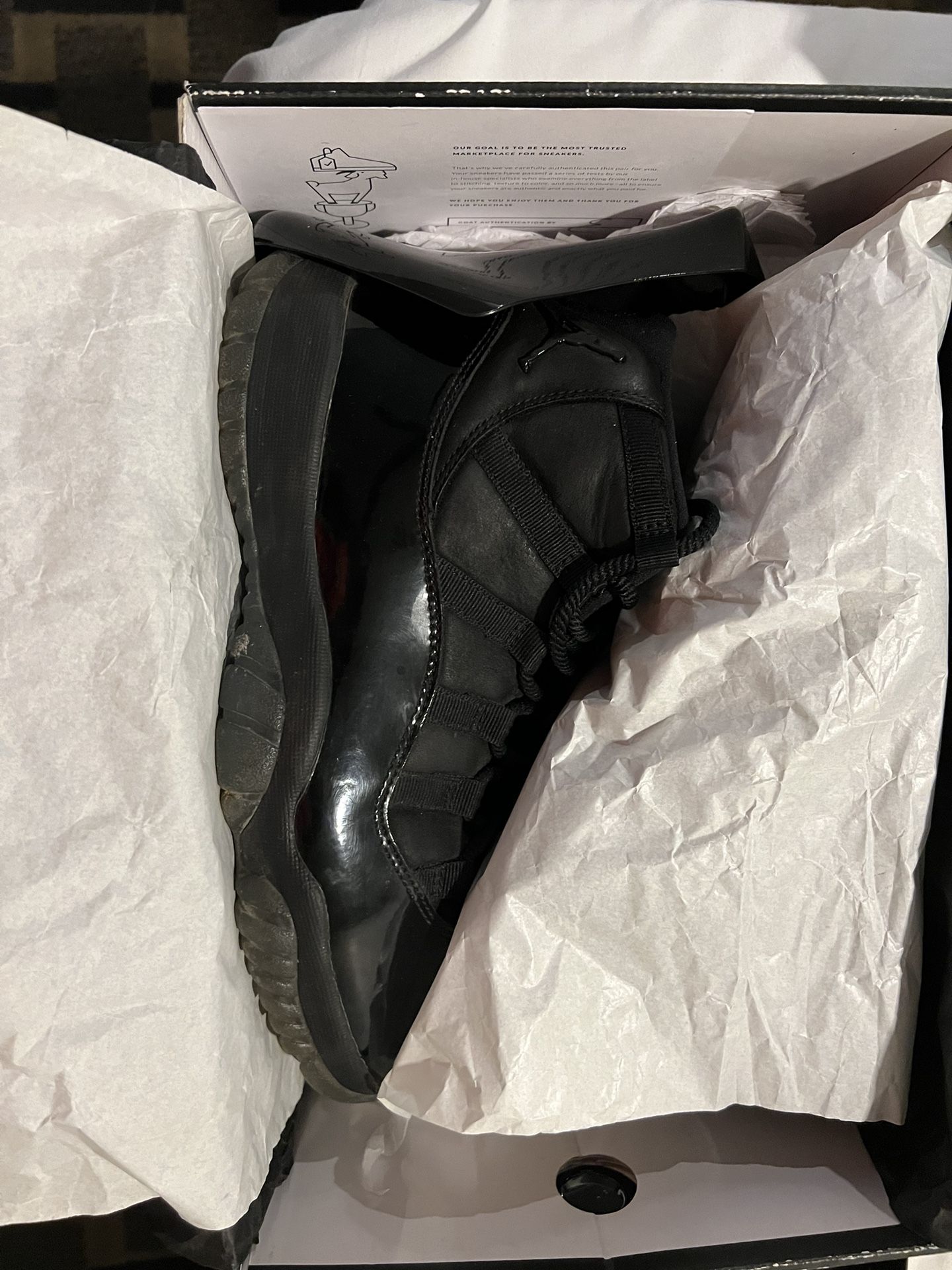 Jordan 11 CAP And Gown 