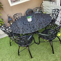 Vintage Patio Set/ Outdoor Furniture Dining Table And Chairs 