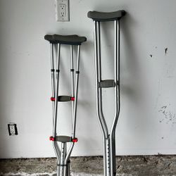Adjustable Crutches 2 For $25