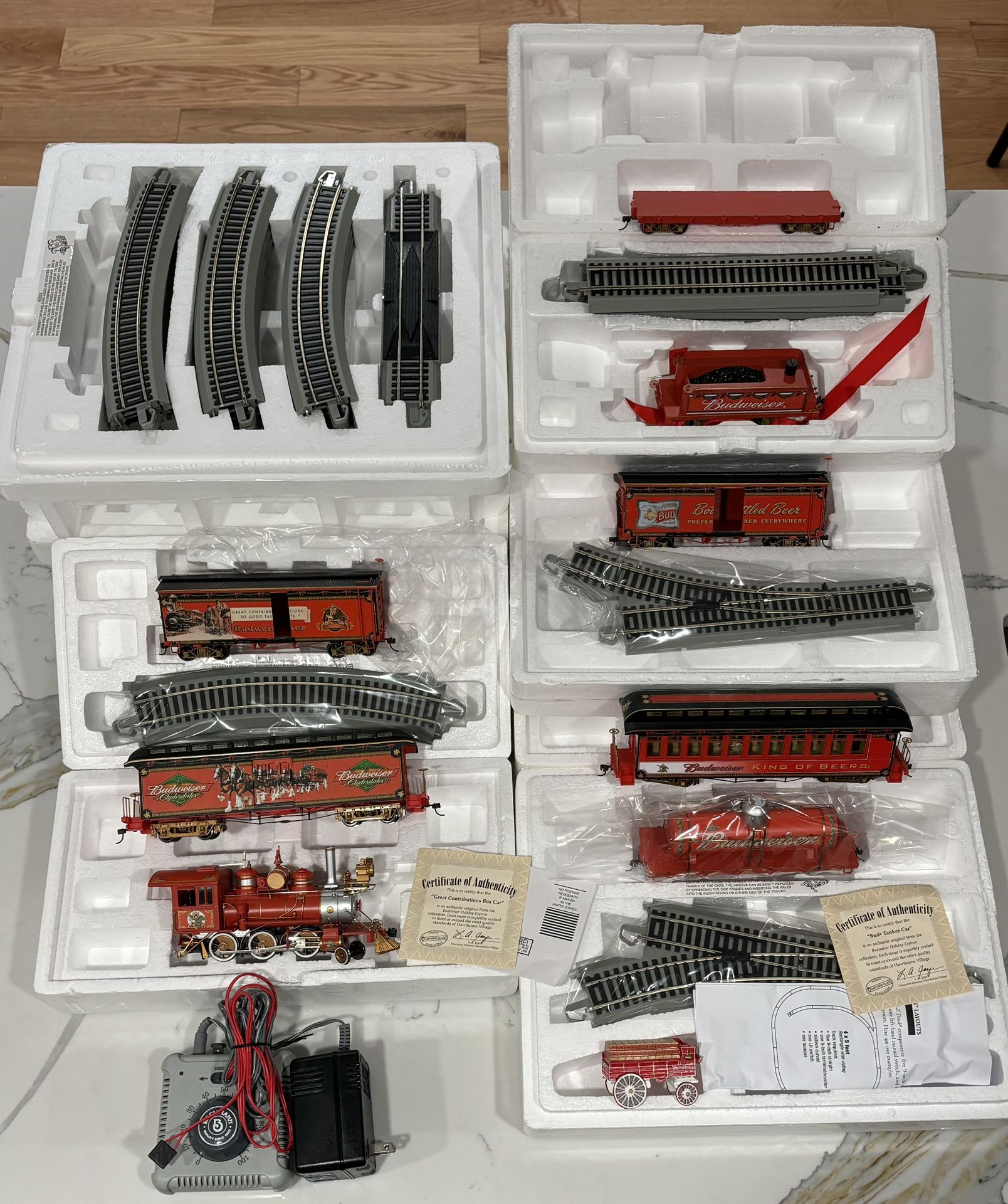 BUDWEISER HOLIDAY TRAIN SET REMOTE CONTROL FULL SET NEW