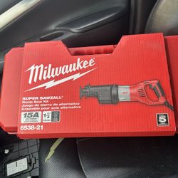 Milwaukee Super SawZall