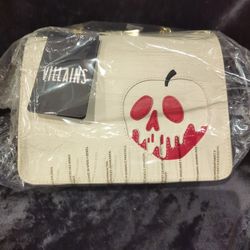Loungefly Poison Apple Bag W/coin Wallet 