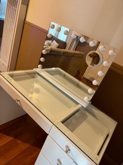 White Vanity Desk with Hollywood Lighted Mirror