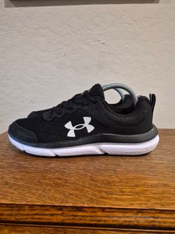 Under Armour Charged Assert 10 Athletic Running Shoes 
Women's Size US 9