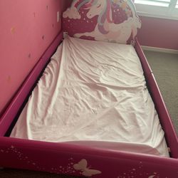 Unicorn toddler bed