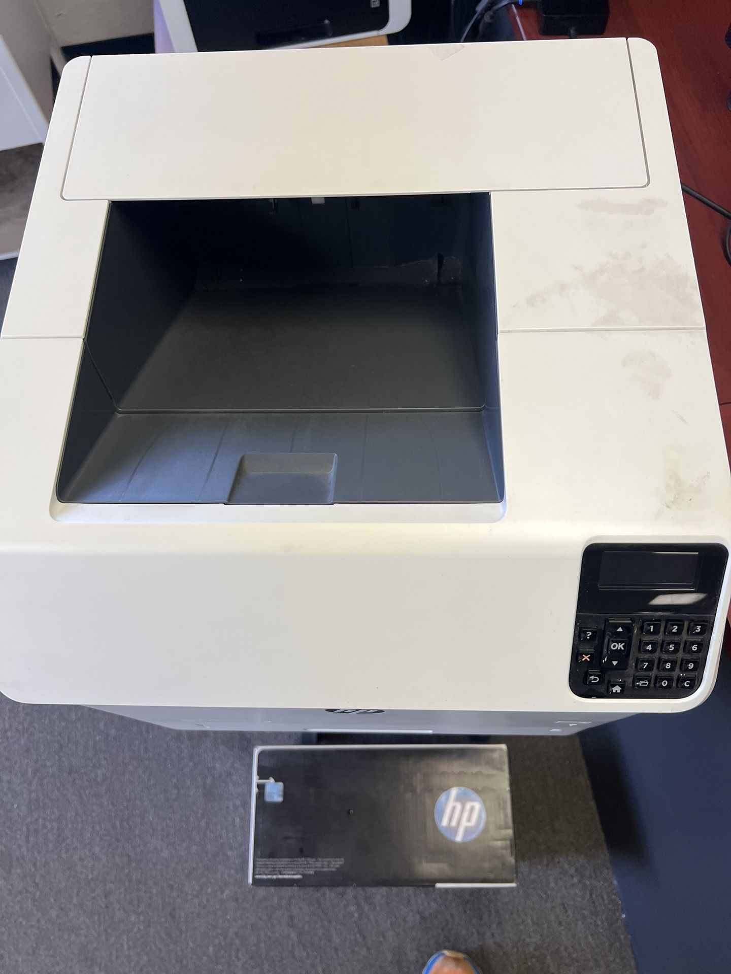 Hp Laserjet Enterprise M604 With Extra Ink Cartridge