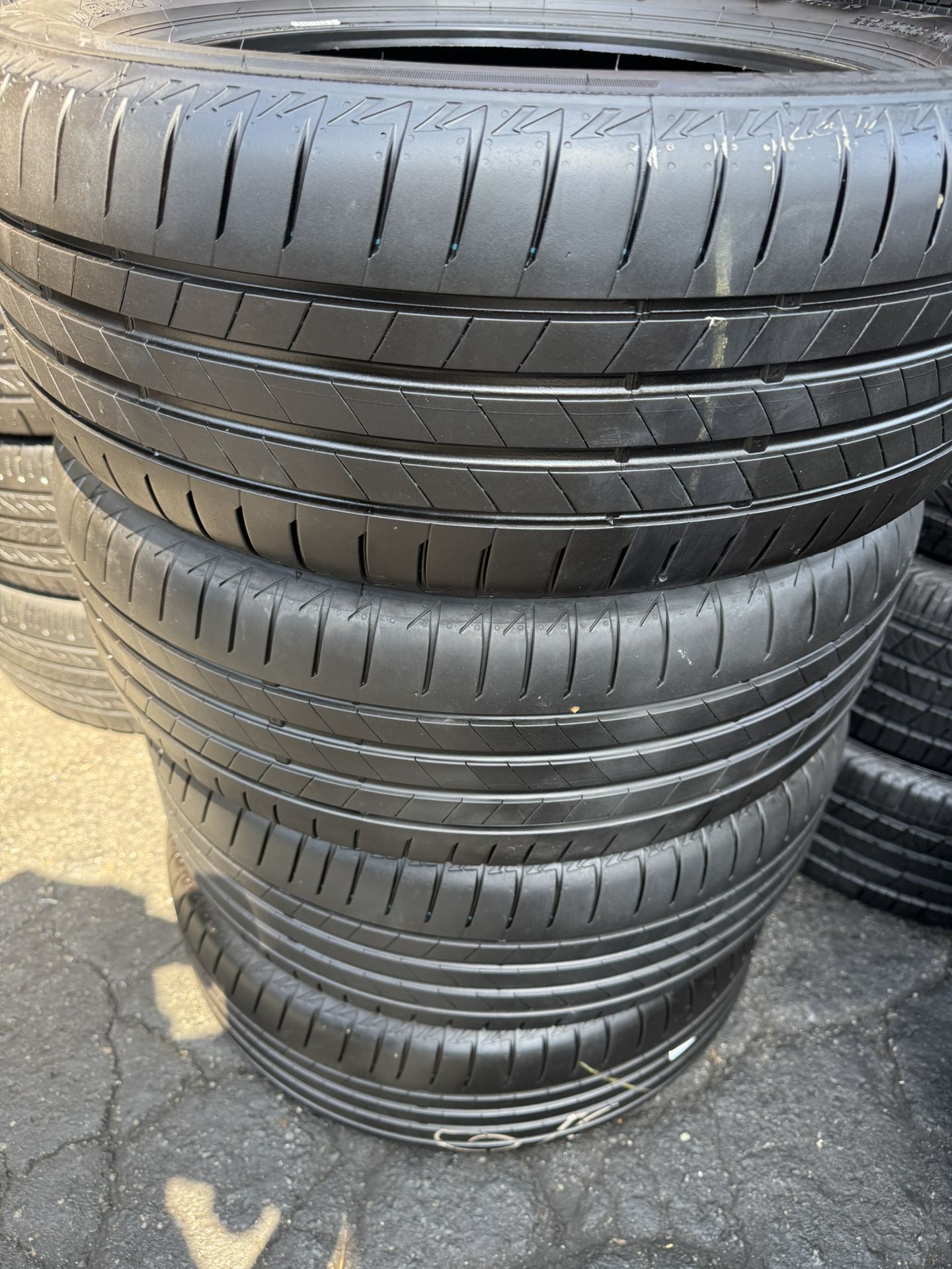 I Have 4 Tires 225-50-18 Bridgestone Good Condition $220 All Four Mounted And Balanced