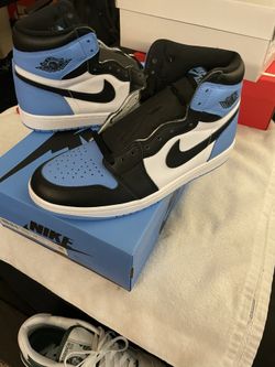 Nike Air Jordan 1 High OG UNC Sz 10