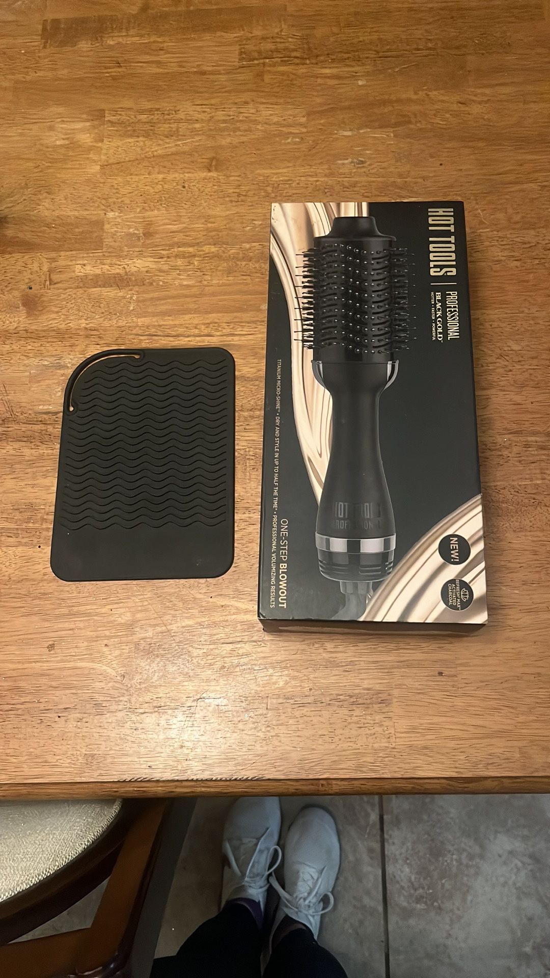 Hot Tool Blowout And Heat Mat